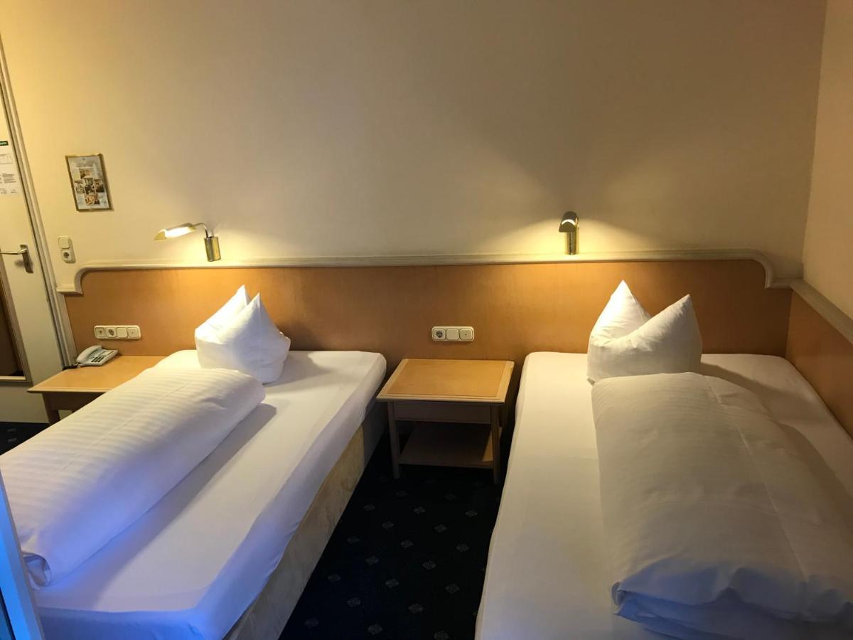 Hotel Ambiente Garni München Ngoại thất bức ảnh